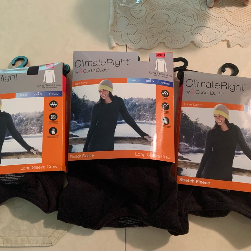 Cuddle Duds climate right long sleeve crew top with thumbholes x3